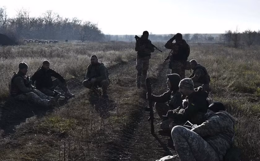 RFAF hiện muốn đẩy toàn bộ tiền tuyến đến giới hạn, buộc AFU phải mất đi tầm nhìn toàn cảnh. Để tăng cường cho tỉnh Sumy, quân Nga sẽ có cơ hội tấn công Kostiantynivka. Khi AFU tăng cường lực lượng cho Kostiantynivka, RFAF sẽ tấn công Seversk...