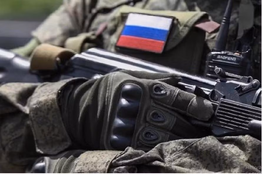 Ngoài ra, sau khi AFU rút khỏi phía tây kênh đào, quân Nga đã dọn sạch một khu vực rừng đáng kể ở phía bắc Bila Hora và liền kề kênh đào. Hơn nữa, trong 9 ngày qua, RFAF đã chiếm được hoàn toàn mỏ Novodzerzhinskaya, phía tây bắc thành phố Toretsk và tiến đến phía bắc Scherbynivka từ trục này.