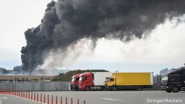 Vào đêm đêm 4, rạng sáng ngày 5/10, quân đội Nga đã tấn công dồn dập vào các tỉnh miền Tây Ukraine, bằng các loại vũ khí tấn công tầm xa như tên lửa hành trình phóng đi từ tàu chiến ở Biển Đen và máy bay ném bom chiến lược Tu-95MS, tên lửa siêu thanh Kinzhal từ máy bay chiến đấu MiG-31K, UAV tự sát tầm xa Gerans từ lãnh thổ Nga.