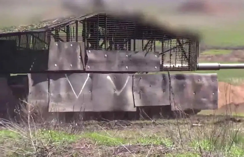 Quân đội Nga (RFAF) bắt đầu tăng tốc độ tấn công, không chỉ ở một số khu vực riêng lẻ mà trên toàn bộ chiến tuyến. Điều này trở nên đặc biệt đáng chú ý vào tháng 5. Nhà khoa học chính trị người Nga, Yuri Baranchik viết về điều này trên kênh Telegram của mình.