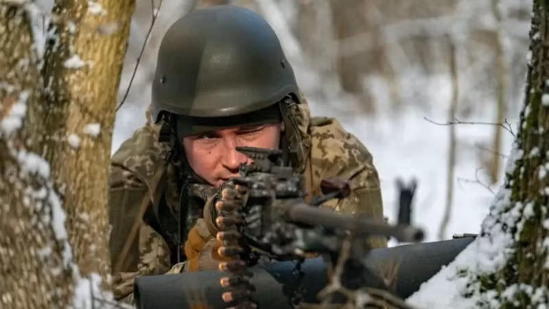 Dựa trên thông tin của Bộ Quốc phòng Nga về việc các lữ đoàn AFU bị đánh bại ở Donetsk, đây có thể là Lữ đoàn Azov số 12, thuộc lực lượng Vệ binh Quốc gia Ukraine; một đơn vị có tinh thần chiến đấu rất cao trong Lực lượng vũ trang Ukraine.