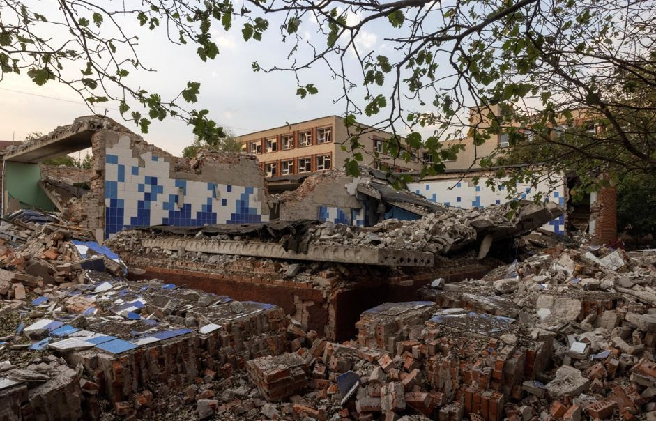 View - Quân Ukraine ở Pokrovsk bắt đầu ra hàng, tình báo Ukraine giải cứu bất thành | Báo Tri thức và Cuộc sống - TIN TỨC PHỔ BIẾN KIẾN THỨC 24H