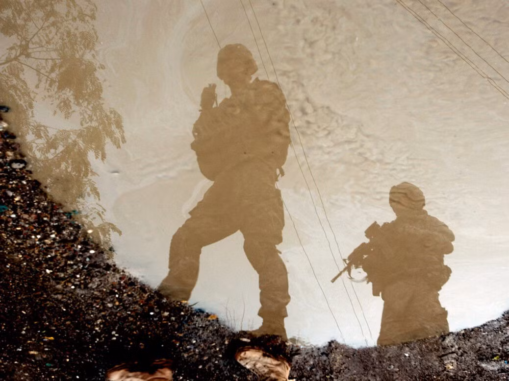 Phía Ukraine đang triển khai quân tiếp viện, tìm cách giữ trung tâm Kupyansk và các điểm giao cắt trên sông Oskol. Tuy nhiên, chưa có việc triển khai lực lượng dự bị toàn diện nào đến bờ đông, vì AFU lo ngại bị mắc kẹt bởi các cuộc tấn công vào những cây cầu còn lại qua sông Oskol và cầu phao dã chiến.