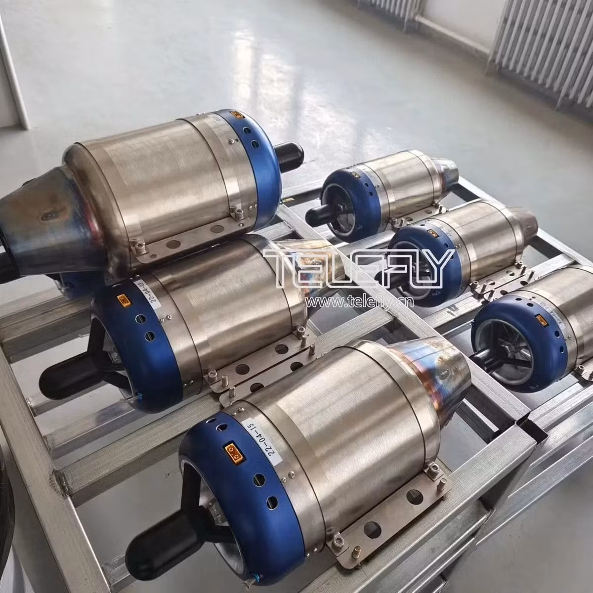 Geran-5 là UAV tấn công tầm xa, sử dụng động cơ phản lực Telefly, tương tự như động cơ được sử dụng trên UAV tấn công Geran-3, nhưng có lực đẩy lớn hơn, phù hợp với kích thước lớn hơn và tải trọng nặng hơn của khung UAV. Đáng lưu ý là động cơ phản lực Telefly, là loại động cơ dân sự, được bán tự do trên các sàn giao dịch thương mại điện tử.