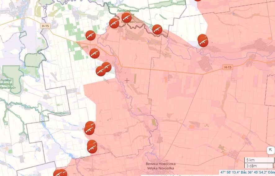 Quân đội Nga (RFAF) vào ngày hôm qua, đã kiểm soát tuyến đường Voskresenka-Shevchenko-Volnoye Pole, tuyến đường quan trọng đối với quân đội Ukraine (AFU) ở Nam Donetsk, và đã tiến về phía tây ở một số đoạn đường sâu tới 2 km.
