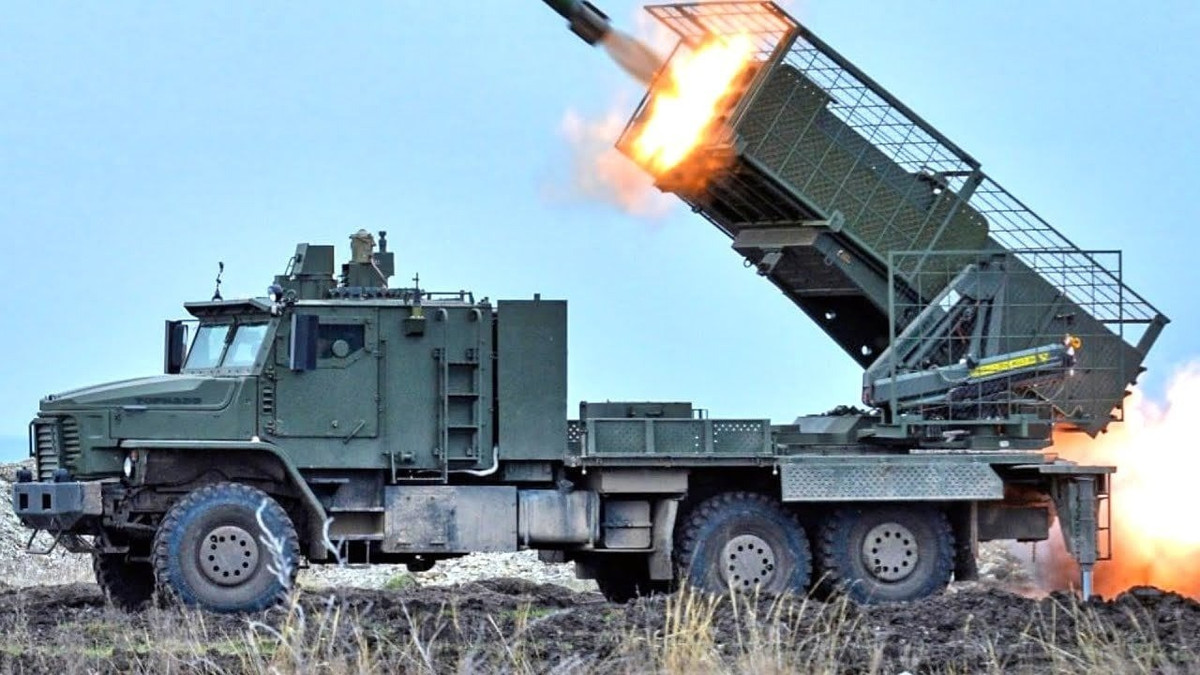 Trong nỗ lực chiếm giữ thị trấn này, Quân đội Nga (RFAF) đã chịu tổn thất lớn trong tháng 12. Tuy nhiên, chỉ huy Cụm quân phía Đông (Cụm Vostok) gần đây đã điều chỉnh chiến thuật, sử dụng pháo phản lực nhiệt áp TOS-2 chi viện hỏa lực trực tiếp cho bộ binh chiến đấu.