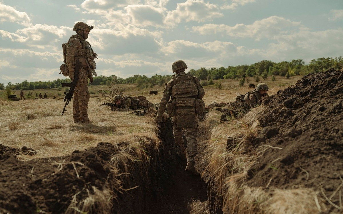 View - 110.000 quân Nga áp sát thành phố Pokrovsk, im lặng trước giờ G | Báo Tri thức và Cuộc sống - TIN TỨC PHỔ BIẾN KIẾN THỨC 24H