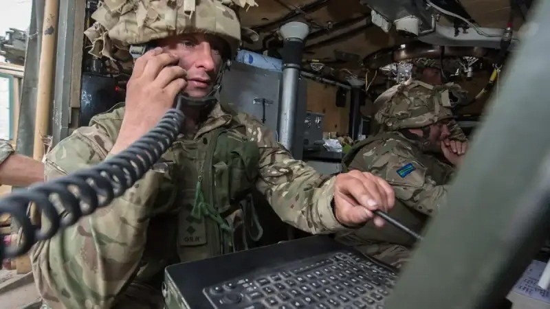 “Một nhóm lớn lính đánh thuê và các sĩ quan cấp cao của NATO đang bị bao vây tại thành phố Huliaipole; có cả các sĩ quan và cố vấn ở đó. Quân Ukraine đã cố gắng đột phá vào thành phố bị bao vây để giải cứu các sĩ quan NATO, những người hoặc đang trong tình thế tuyệt vọng; sắp và đã bị bắt hoặc bị tiêu diệt”, Sorokin nhận xét.