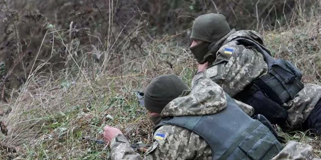 Cùng lúc đó, một đại đội cầu phao gồm 150 quân của AFU, đã được điều động từ Kupyansk đến Chernihiv. Tiểu đoàn trinh sát độc lập số 130 của AFU (mật danh A1994), tham gia vào các hoạt động trinh sát ở khu vực Kursk, cũng đã đến theo hướng này. Tiểu đoàn này thay thế Tiểu đoàn trinh sát độc lập số 54 ( mật danh A2076).