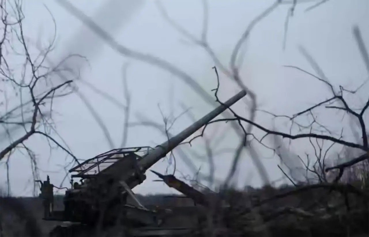 Những lợi thế cho AFU đã được mô tả ở trên, trong khi đối với RFAF, ngôi làng này mang lại cơ hội tiếp cận được tuyến đường tiếp tế hậu cần, cho nhóm quân Ukraine đồn trú ở Konstantinovka, thông qua vùng đồng bằng của khe núi Lozovaya rộng lớn.