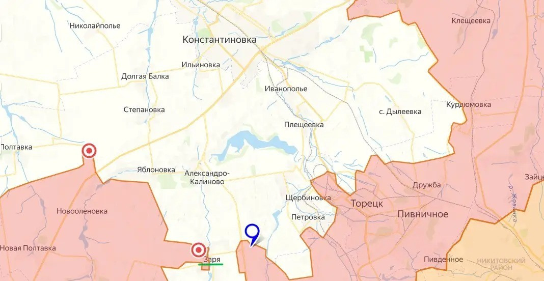 Theo kênh Military Summary, trên mặt trận Konstantinovka, quân đội Ukraine (AFU) đã có dấu hiệu vỡ trận, tuyến phòng thủ của họ đang có dấu hiệu hoàn toàn sụp đổ. Giao tranh đang nhanh chóng tiến đến gần thành phố. RFAF đạt được bước đột phá giữa Konstantinovka và Pokrovsk - Myrnohrad. Hình ảnh định vị địa lý cho thấy quân Nga đã ở Gnativka.