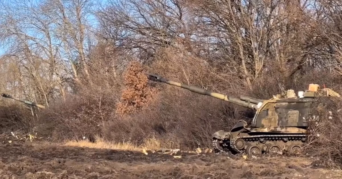 Các đơn vị của RFAF tại đây, được cho là đang sử dụng chiến thuật tấn công qua tuyến phòng thủ của Ukraine, phá hủy các kho đạn, vũ khí, trang bị và bào mòn quân số của đối phương. Các cuộc tấn công đang diễn ra, suốt ngày đêm, không ngừng nghỉ.