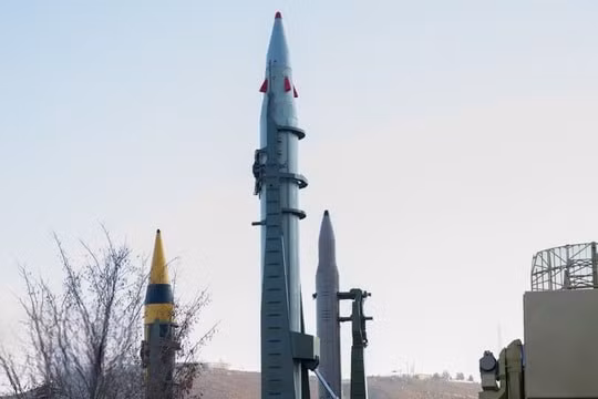 Do đó, để hạn chế năng lực tấn công và đánh chặn của Mỹ và Israel, Iran đã tấn công một trong những mục tiêu quan trọng nhất của Mỹ ở nước ngoài. Dựa trên các tài liệu đã được công bố, cuộc tấn công đã thành công và gây thiệt hại đáng kể cho trạm radar. Nhiều chi tiết hơn có thể sẽ sớm được tiết lộ.