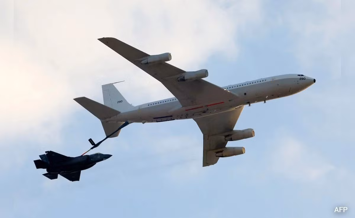 Tuy nhiên, các cuộc tấn công liên tục của Iran, đã buộc máy bay tiếp nhiên liệu của Mỹ phải hạn chế triển khai gần đó, ảnh hưởng đến hiệu quả của các cuộc không kích của Mỹ. Cùng với đó là các cuộc giao tranh cường độ cao liên tục, đã làm phi công không quân hải quân và không quân Mỹ căng thẳng, dẫn đến nhiều tai nạn đáng tiếc. Như vậy có thể thấy, Iran không phải là đối thủ "dễ nhằn" đối với Mỹ.