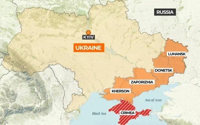 Tuy nhiên, các khu vực Kherson và Zaporizhzhia vẫn duy trì lệnh ngừng bắn dọc theo đường kiểm soát thực tế hiện tại. Nga đã ghi nhận việc bốn khu vực miền Đông Ukraine là lãnh thổ của Nga trong hiến pháp. Việc từ bỏ các phần lãnh thổ Nga mới thành lập được ghi nhận về mặt hiến pháp, theo quan điểm của Nga, chẳng khác nào nhượng lại lãnh thổ để xoa dịu Nga.