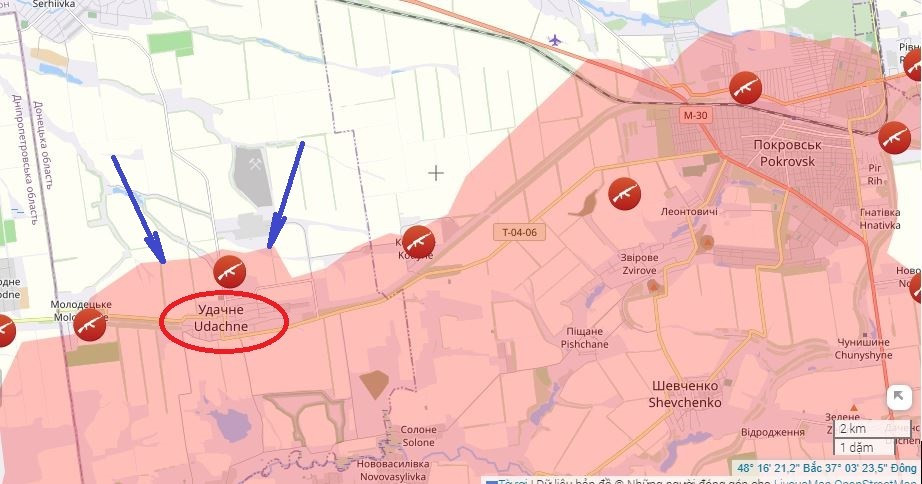 Kênh Rybar cho biết, tại khu vực Udachne ở phía tây Pokrovsk, bất chấp việc AFU kháng cự quyết liệt, RFAF đã tiến vào khu vực mỏ số 1 và chiếm giữ các vị trí mới trong các cơ sở sản xuất. Udachne là mỏ than quan trọng số 1 của Ukraine tại Pokrovsk.