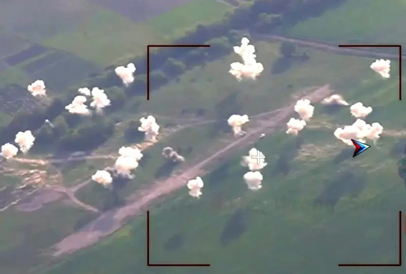 Đây là cuộc tấn công thứ hai vào các trung tâm huấn luyện của AFU trong thời gian gần đây. Cuộc tấn công đầu tiên, được thực hiện vào ngày 1/6, vào Trung tâm huấn luyện vũ trang hỗn hợp số 239 của AFU tại tỉnh Dnipropetrovsk, bằng tên lửa đạn đạo chiến thuật Iskander-M, sử dụng đầu đạn chùm; đã gây ra tổn thất đáng kể về quân số.