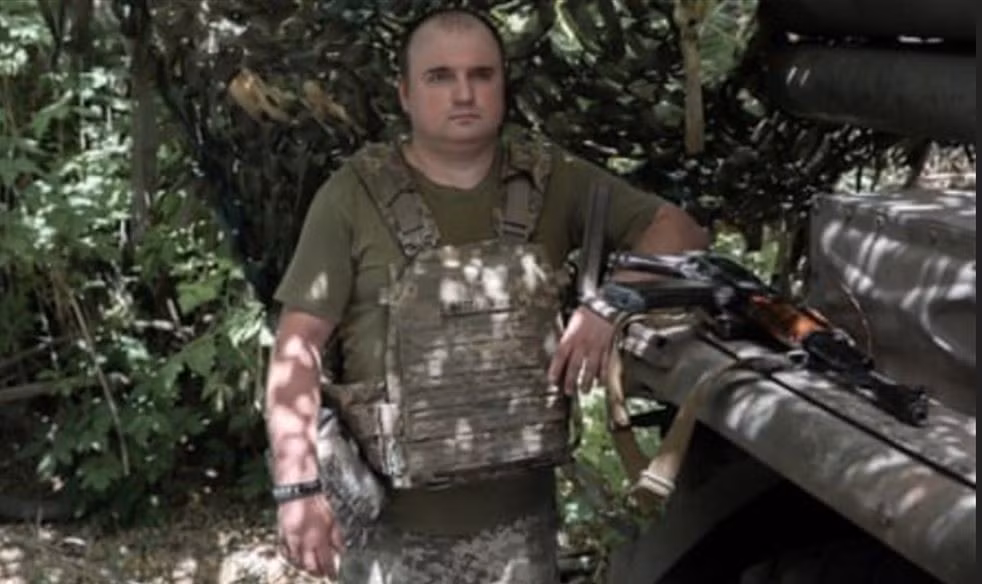 Theo thông tin mới nhất từ kênh Rybar, hơn một nghìn quân Ukraine phòng thủ đang chạy trong một vòng vây, có diện tích không quá 2 km vuông. Mọi thứ ở phía tây ngôi làng Katerinovka, hiện đều nằm trong vùng xám trên bản đồ của đối phương, nhưng trên thực tế, quân Nga đã kiểm soát vòng vây này trong vài ngày qua.