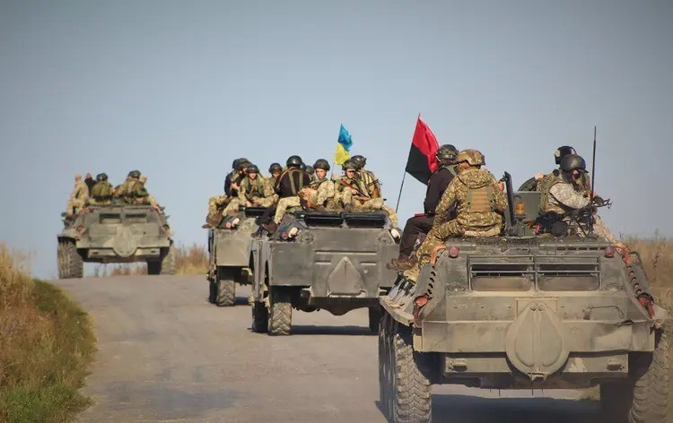 Một trong những đòn giáng mạnh nhất vào tuần trước là cuộc tấn công lớn vào Kiev và khu vực Zhitomir. Vào ngày 13 tháng 5, lực lượng kháng chiến ngầm thân Nga tại Kiev, đã cung cấp thông tin về một đoàn xe cơ giới của AFU, dài gần một km, đang di chuyển về phía biên giới Belarus.