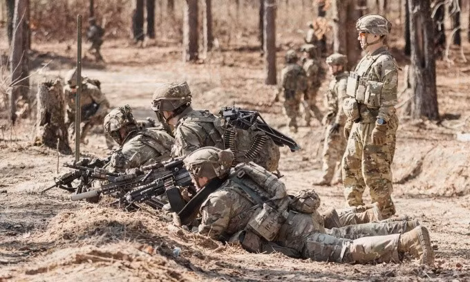 Washington Post cho rằng, bước đi này là cần thiết để tăng áp lực lên Iran. Nếu thông tin này là chính xác, thì số lượng quân Mỹ ở Vịnh Ba Tư có thể vượt quá 50.000 người. Điều này có thể là dấu hiệu báo trước về một giải pháp nhanh chóng cho cuộc xung đột, như các quan chức chính quyền Mỹ liên tục khẳng định.