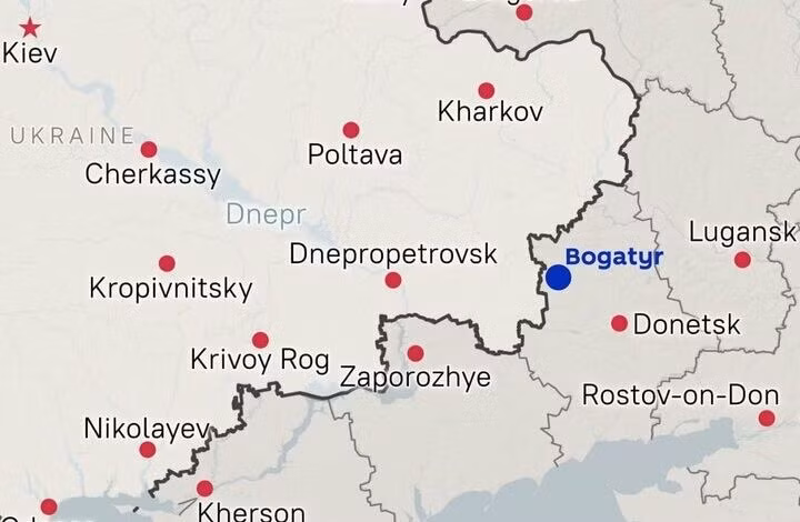 Tại sao làng Bogatyr có giá trị quan trọng như vậy, vì tại đây có một số tuyến đường quan trọng chạy qua, dẫn đến tỉnh Dnieper, tỉnh Zaporizhia và Krasnaya Zvorye. Khi RFAF chiếm được nơi này, họ có thể nhanh chóng san phẳng tuyến đầu từ Udachnoye đến tỉnh Zaporizhia, dọc theo đường cao tốc H15.
