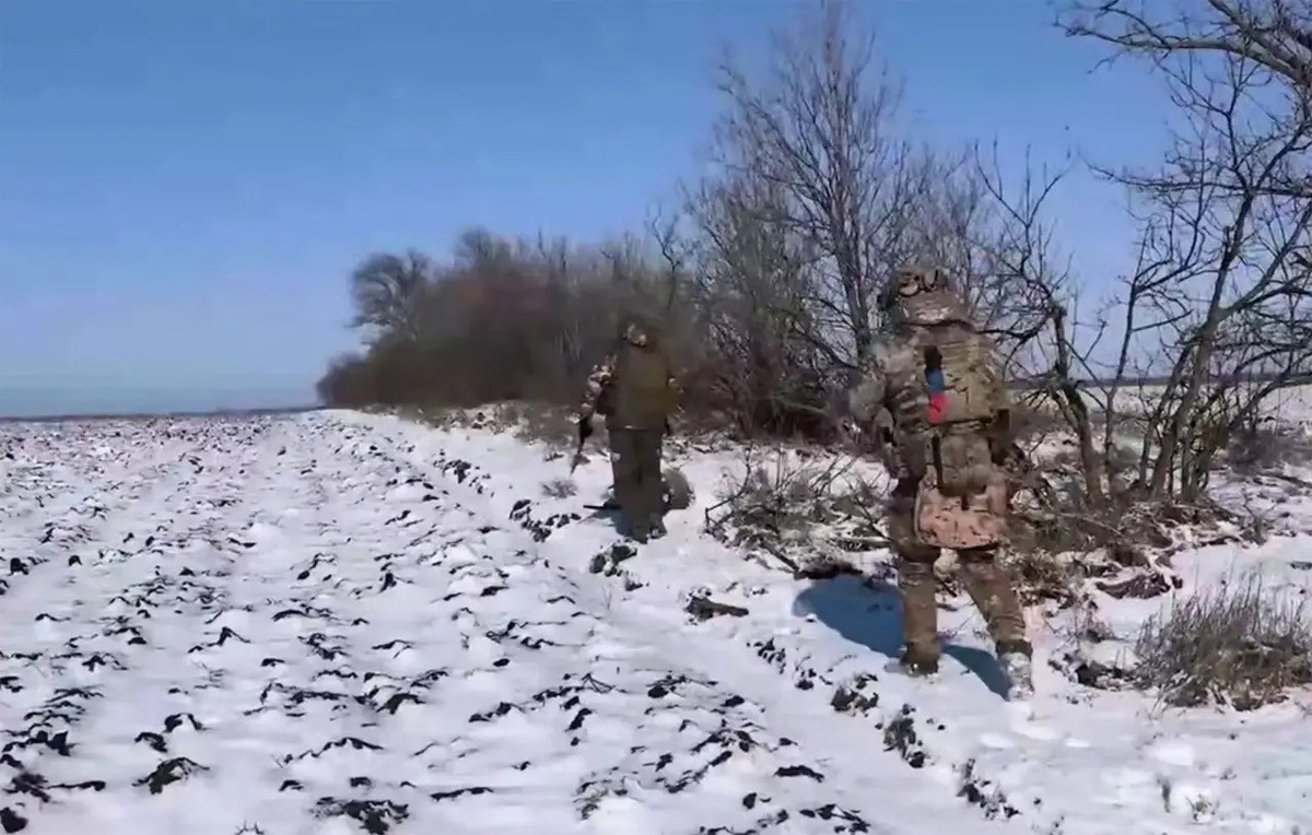 Như vậy, các điều kiện để RFAF phong tỏa lực lượng AFU ở Belitske đang dần hình thành. Hơn nữa, giao tranh cục bộ giữa quân Ukraine và các nhóm tấn công của Nga vẫn đang diễn ra trong ngôi làng này, gây thêm áp lực lên hệ thống phòng thủ của AFU trên hướng tây nam Dobropolye.