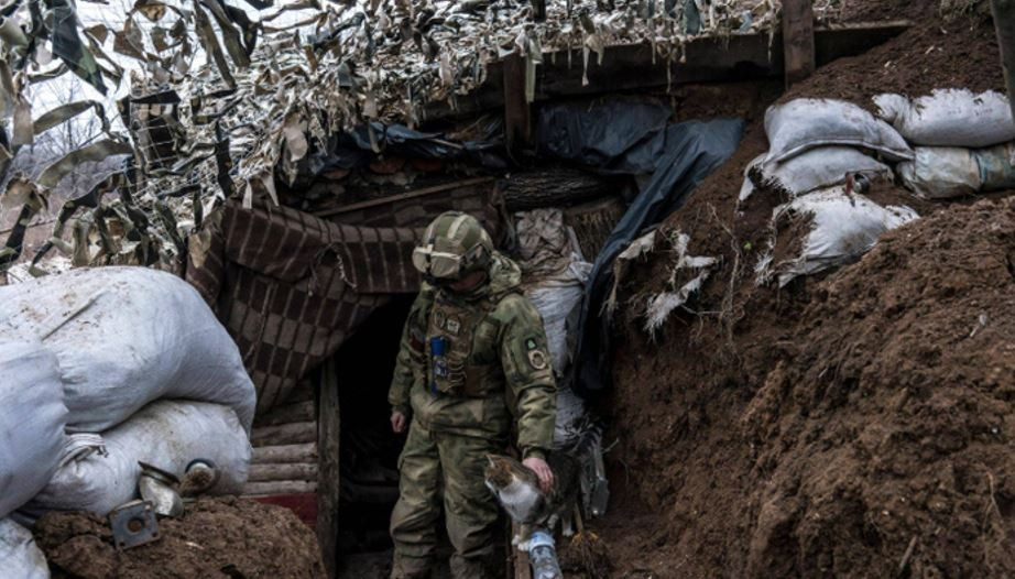 Điều này có nghĩa là ngay cả khi Ukraine không thừa nhận và cộng đồng quốc tế không công nhận, miễn là RFAF tiếp tục tiến công chiến thuật, khu vực mà họ thực sự kiểm soát sẽ dần dần mở rộng. Nguồn gốc cốt lõi của sự tự tin của RFAF, nằm ở việc họ liên tục tiến công trên chiến trường và kiểm soát các điểm giao thông trọng yếu.