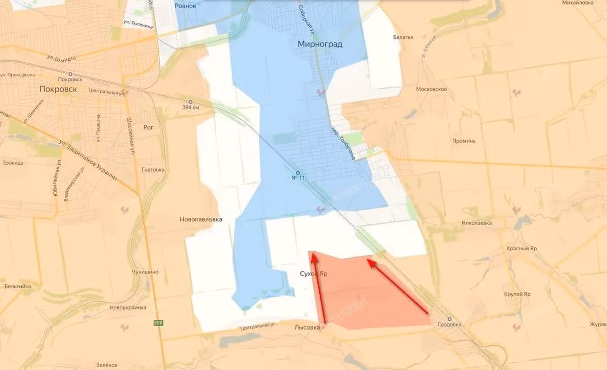 Kênh Rybar cho biết, các đơn vị xung kích của Tập đoàn quân 51, Cụm quân Trung tâm RFAF, đã tiến công đột phá từ phía nam Myrnohrad, giành quyền kiểm soát hoàn toàn ngôi làng Sukhoi Yar. Truyền thông Nga cũng đồng loạt đưa tin và Bộ Quốc phòng Nga cũng đã xác nhận thông tin này.