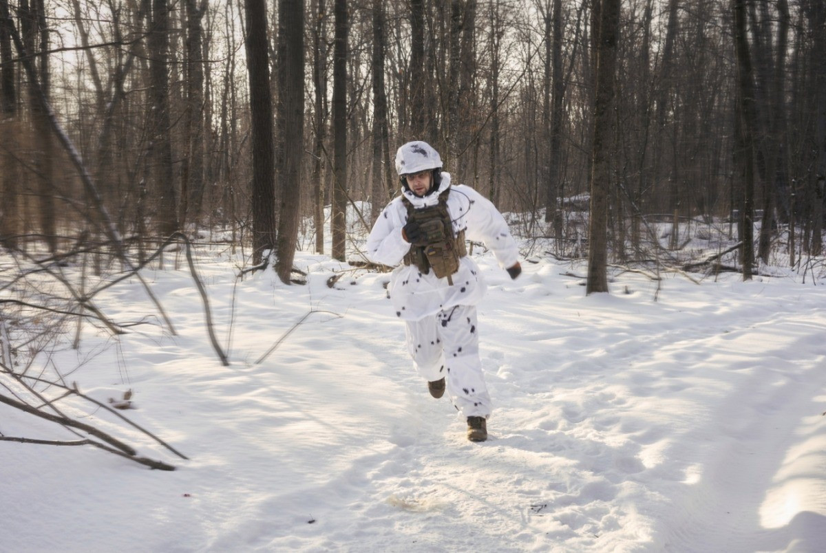 Về cơ bản, AFU đã tạo ra khu vực phòng thủ này để cầm chân bước tiến của RFAF về phía Nikolaevka, một phần của cụm đô thị Slavyansk-Kramatorsk. Trận địa phòng ngự của AFU tại đây nằm trong tuyến phòng thủ “Vòng cung Donetsk”, nhằm chặn đường đi trực tiếp của RFAF từ phía đông vào khu vực đô thị Slavyansk-Kramatorsk.
