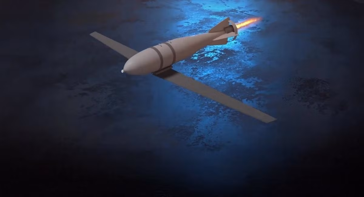 Loại bom mới này đã được thiết kế mới hoàn toàn, với tầm bay tối đa tăng từ 40-70 km lên 150 km. Điều này có nghĩa là máy bay chiến đấu của Lực lượng Không quân Vũ trụ Nga có thể cắt loại bom lượn tầm xa mới từ một khoảng cách an toàn, mà không cần phải mạo hiểm bay vào tầm sát thương của tên lửa phòng không Patriot, để tấn công các mục tiêu nằm sâu trong lãnh thổ Ukraine.