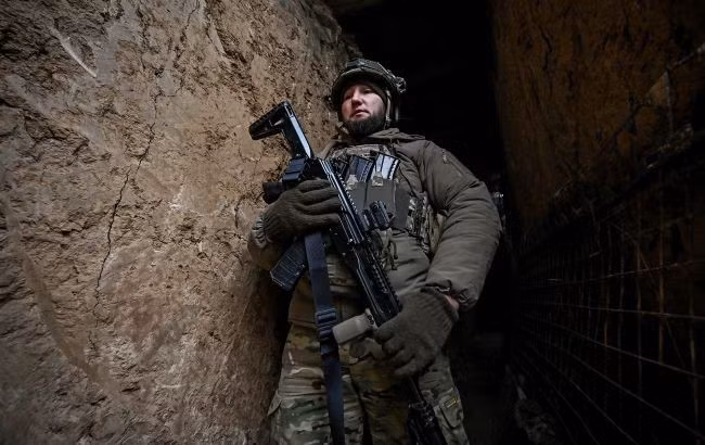 Chìa khóa để Nga chiếm được Pokrovsk nằm ở khả năng RFAF phá hủy được các cứ điểm và đường hầm của Ukraine và họ đang phóng một lượng lớn bom, pháo, tên lửa vào các cứ điểm và điểm hỏa lực của Ukraine trong bán kính 15 km tính từ thành phố Pokrovsk.