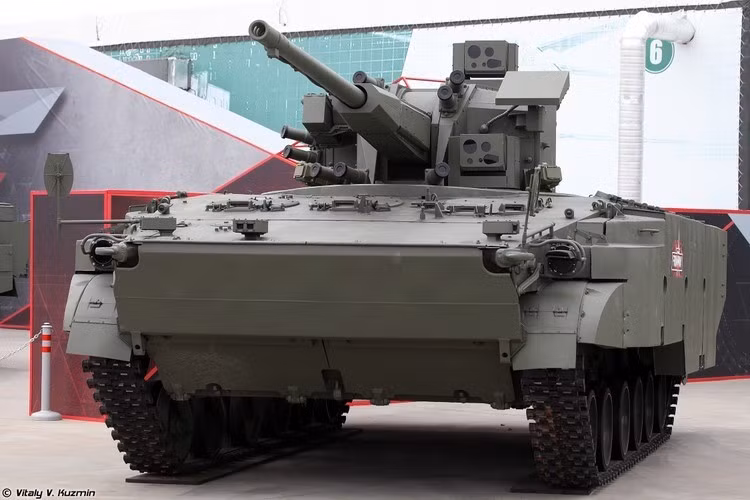 Tờ Interia cho rằng, "người Nga có thể đã sao chép pháo và cả đạn pháo trên chiếc IFV CV90 bị bắt, để nâng cấp và hoàn thiện hệ thống vũ khí phòng không mới nhất của họ, có đó chính là hệ thống pháo-tên lửa phòng không (ZPRK) 2S38 Derivatsiya-PVO, nhằm thay thế cho hệ thống Shilka và Tunguska đã cũ của họ”.