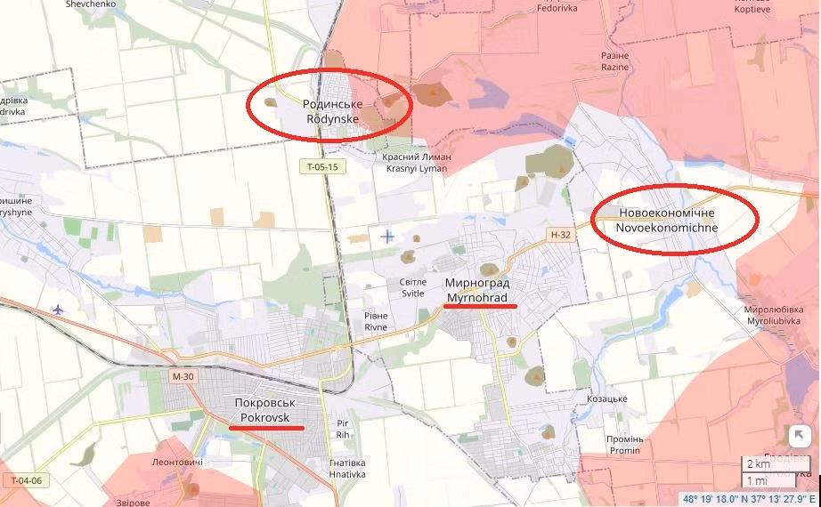 Đầu tháng 7, RFAF nhanh chóng tấn công, bao vây và đột phá vào làng Novoekonomichne, một cửa ngõ quan trọng ở phía đông Pokrovsk, và tiến vào thị trấn Rodinske ở phía bắc thành phố. Vào thời điểm đó, chiến tuyến thay đổi gần như mỗi ngày.