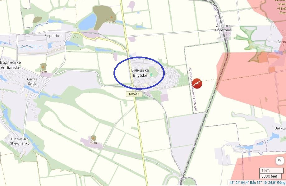 Kênh Readovka cho biết, bản chất của hệ thống phòng thủ của Ukraine cần được đặc biệt chú ý. Thị trấn Belitske là một khu dân cư nhỏ với nhiều tòa nhà chung cư, AFU có thể và có lẽ sẽ giữ được nó. Về phía bắc là bãi đất đá thải của khai mỏ và mỏ Belitska với cụm làng mạc liền kề. Như vậy, Belitske là trung tâm, nhưng không phải là duy nhất, của khu vực phòng thủ bao phủ Dobropillia từ phía nam.