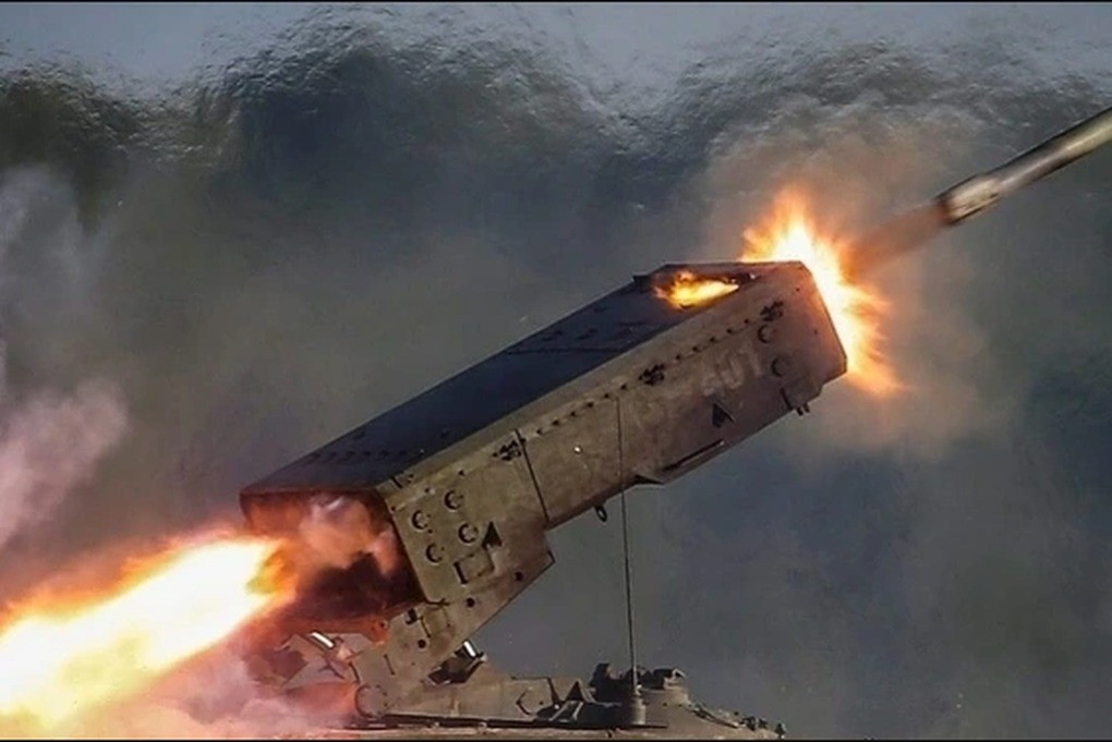 Tuy nhiên, chiến thuật "đốt phá lãnh thổ" này không phải là không có cái giá phải trả, khi RFAF cũng chỉ có nguồn dự trữ đạn nhiệt áp hạn chế, và tốc độ tiêu thụ vũ khí hạng nặng vượt xa khả năng tiếp tế. Việc phụ thuộc lâu dài vào vũ khí nhiệt áp có thể dẫn đến sự đơn giản hóa chiến thuật.