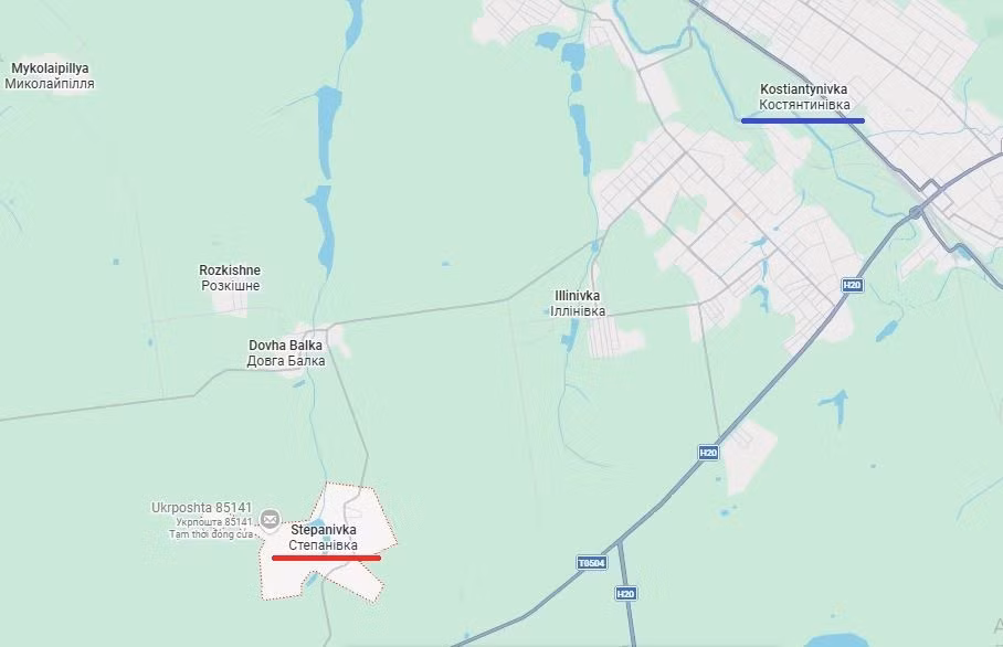 Tại khu vực Stepanovka, cấu hình vị trí giống như một "bánh nhiều tầng", với cả các nhóm tấn công nhỏ của RFAF và AFU xen kẽ nhau theo thế “cài răng lược”. Đồng thời, theo các dấu hiệu trên chiến trường, ưu thế đang dần nghiêng về phía các đơn vị Nga.