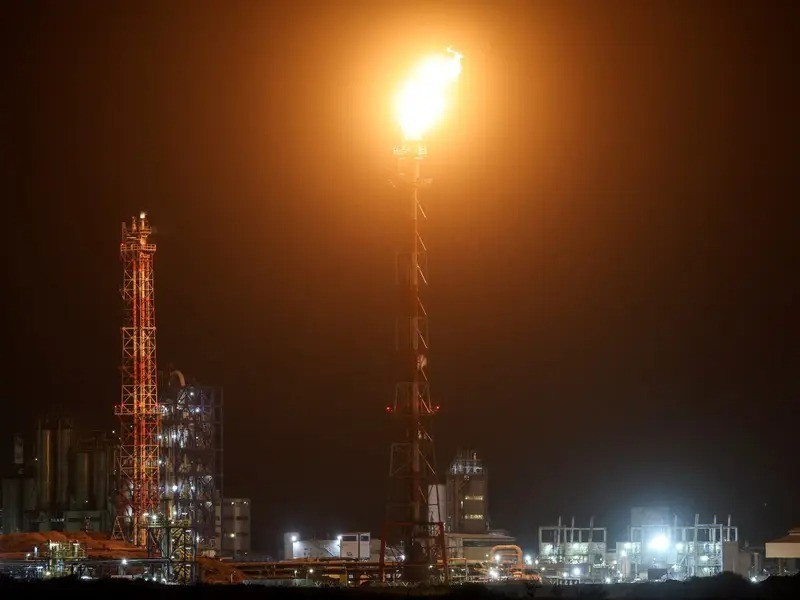 Dựa trên số liệu này, bằng cách sử dụng chiến thuật đánh lạc hướng bằng máy UAV tấn công, tên lửa của Iran có thể duy trì các cuộc tấn công cường độ cao trong khoảng 1-2 tuần nữa, các cuộc tấn công cường độ trung bình trong 3-4 tuần và các cuộc quấy rối cường độ thấp trong 3-6 tháng.