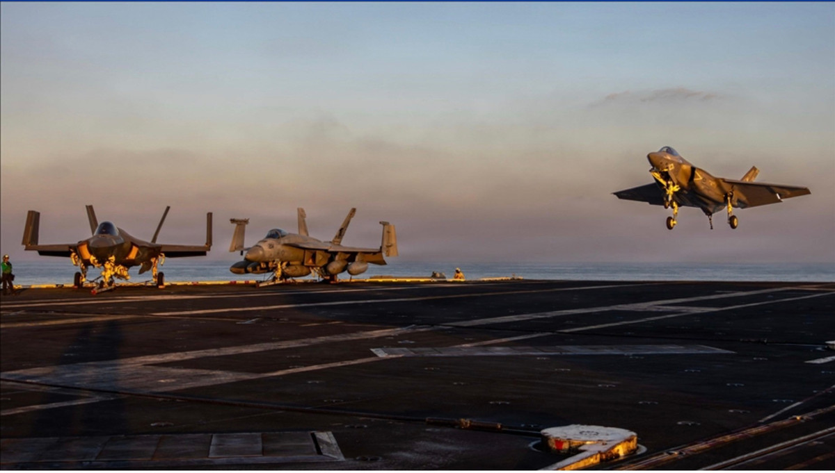 Lầu Năm Góc đã yêu cầu Nhà Trắng phê duyệt khoản chi hơn 200 tỷ USD để tiếp tục cuộc chiến với Iran. Theo Bộ Chiến tranh Mỹ, số tiền này sẽ được sử dụng để khẩn trương tăng cường sản xuất các loại vũ khí quan trọng mà lực lượng Mỹ và Israel đã sử dụng trong các cuộc tấn công vào hàng nghìn mục tiêu trong ba tuần qua.