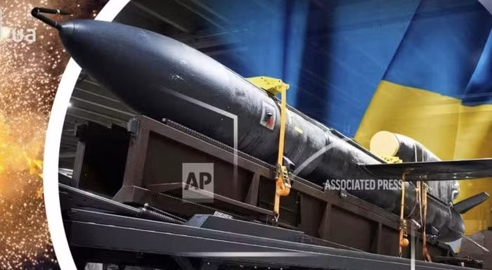 “Tin xấu là có rất nhiều động cơ như thế này và người Ukraine biết cách tự sửa chữa và nâng cấp chúng. Thậm chí còn sản xuất chúng thành từng bộ phận như ở Zaporizhzhia”, phi công Voivode nhấn mạnh.