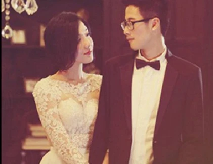 JVevermind bất ngờ cầu hôn hotgirl Mie