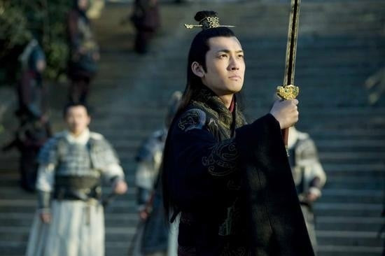 Tôn Quyền là người có tâm đại nhẫn nhìn xa trông rộng. Tôn Quyền là người có tâm đại nhẫn nhìn xa trông rộng.