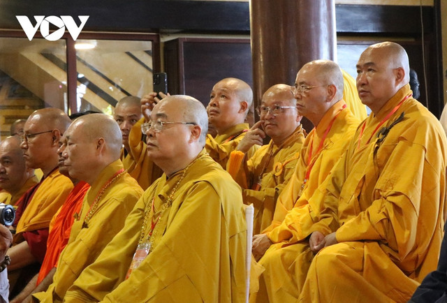 Đại biểu tham dự lễ Đại biểu tham dự lễ