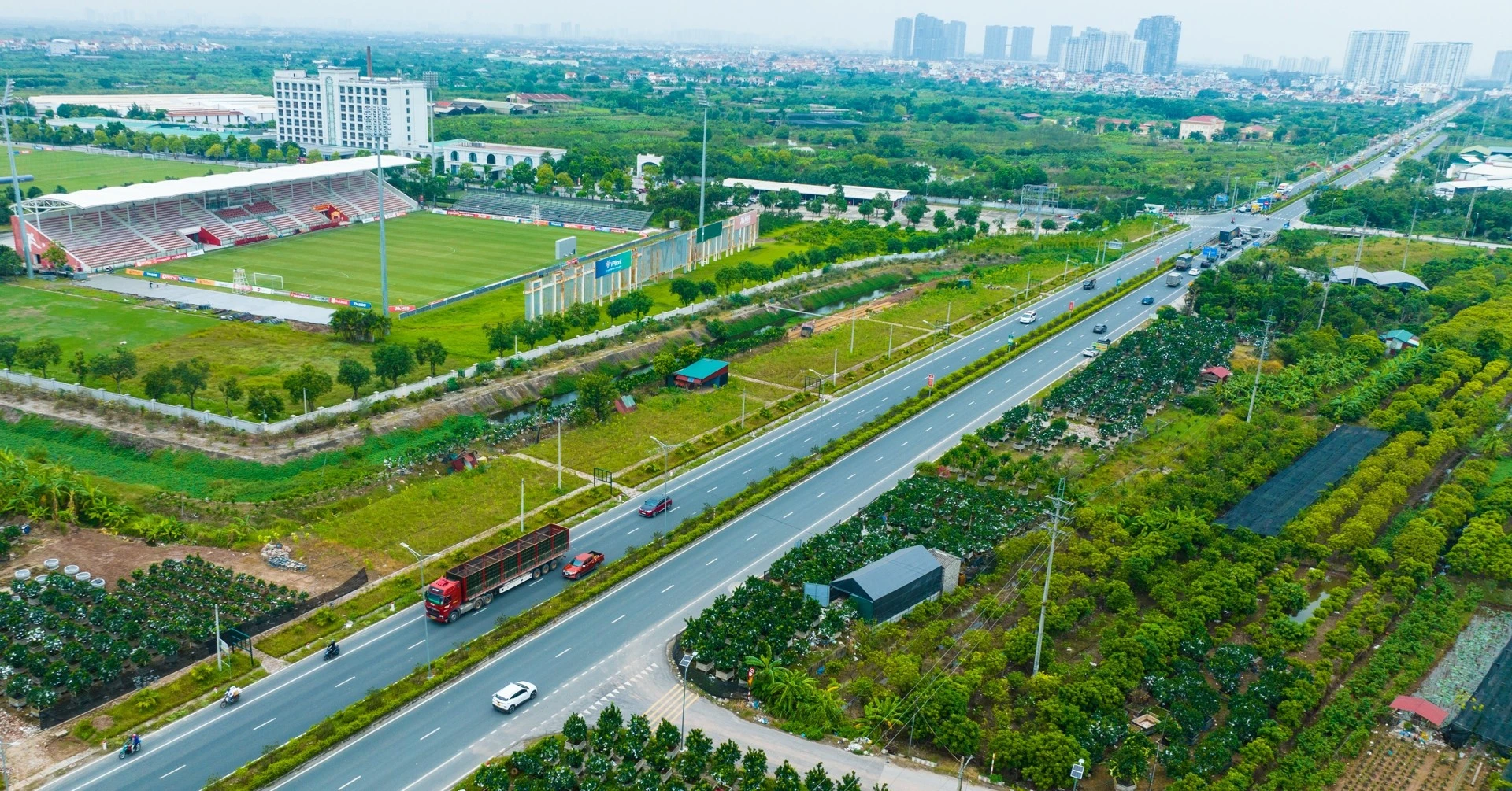 Cận cảnh nơi sắp xây sân vận động lớn nhất Việt Nam ở Hưng Yên