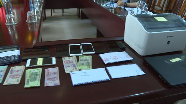 Triệt phá 2 đường dây ghi đề qua Zalo, Facebook hơn 300 triệu đồng - Hình 2 Triet pha 2 duong day ghi de qua Zalo, Facebook hon 300 trieu dong-Hinh-2