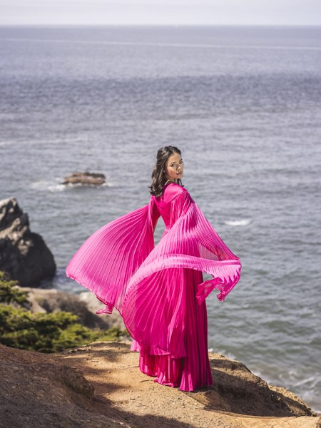 Váy sắc hồng trở lại trong xu hướng thời trang 2019 - Hình 2 Vay sac hong tro lai trong xu huong thoi trang 2019-Hinh-2