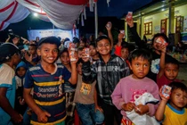 VINAMILK thắp sáng mùa trăng, gửi trọn yêu thương đến trẻ em Việt