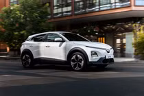 Tài xế dịch vụ ồ ạt xuống tiền VinFast VF 6 để tận dụng ưu đãi hiếm có: Trả trước 0 đồng, lãi suất cố định, miễn phí sạc 3 năm