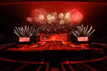 Đêm nghệ thuật “Dưới lá cờ vẻ vang của Đảng”: Đại nhạc hội pháo hoa chưa từng có ở Việt Nam