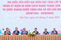 Doanh nhân Đỗ Quang Hiển được vinh danh nhờ thành tích xuất sắc đóng góp cho cộng đồng