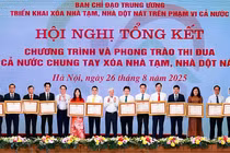 HDBank chung tay đóng góp trên 2.600 căn nhà tạm được xây mới